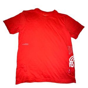 NWOT Men’s Nike Kyrie Irving Tee Medium